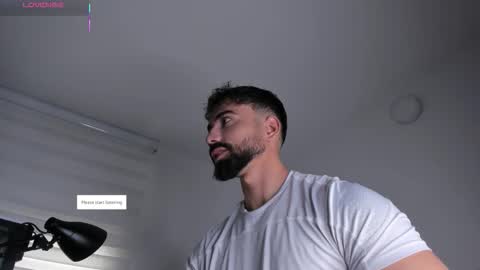 Snapshot of edrick_walton chatting on November 2025 11:52:02 AM edrick online show from November 2025 11:52:02 AM