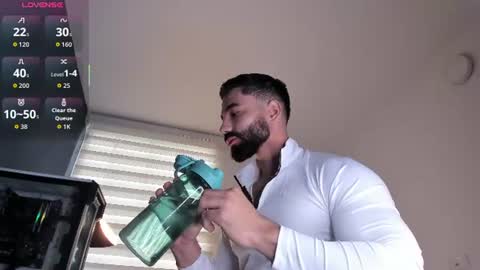 Snapshot of edrick_walton chatting on June 2026 12:30:02 PM edrick online show from June 2026 12:30:02 PM