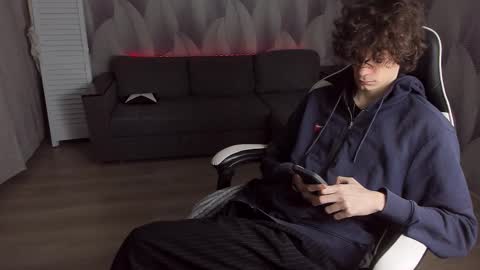edvardblare online show from October 2025 02:59:01 PM