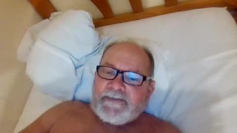 Snapshot of edwalters chatting on May 2026 07:33:01 PM Eddie online show from May 2026 07:33:01 PM