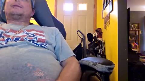 edwardaims_2please online show from November 2025 06:28:01 PM