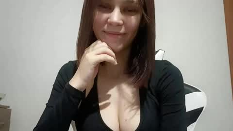 Viktoria online show from February 2026 02:56:02 PM