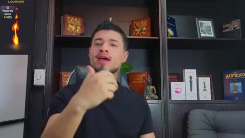 Edward Ross online show from October 2025 09:02:01 PM