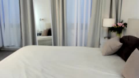 Effie Mur online show from November 2025 10:16:01 AM