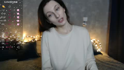 Snapshot of effy_gray chatting on January 2025 03:08:01 AM Anna online show from January 2025 03:08:01 AM