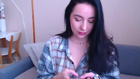 Effy online show from December 2024 09:50:02 AM