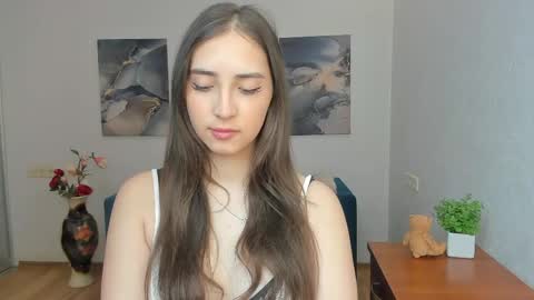 Snapshot of effy_royse chatting on April 2026 05:55:01 AM Effy Royse online show from April 2026 05:55:01 AM