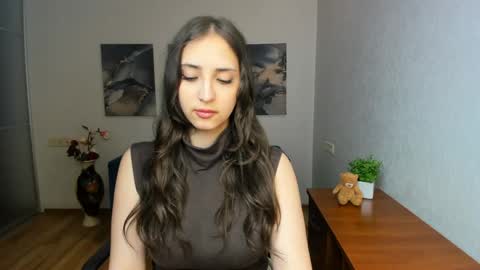 Snapshot of effy_royse chatting on May 2026 05:51:02 PM Effy Royse online show from May 2026 05:51:02 PM