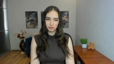 Snapshot of effy_royse chatting on May 2026 05:47:01 AM Effy Royse online show from May 2026 05:47:01 AM