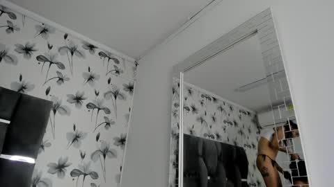 Valery online show from February 2025 11:04:01 PM