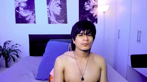 eiden_allenx1 online show from December 2025 06:03:02 PM