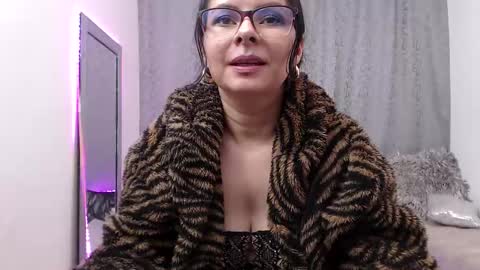 Eileen online show from March 2026 04:43:01 PM
