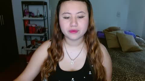 EIMY   MODEL INDEPENDENT online show from December 2024 08:50:01 PM