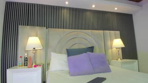 Eymmy online show from January 2025 03:58:02 AM