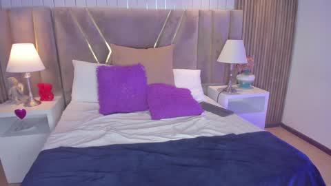 Eymmy online show from February 2025 07:23:02 AM