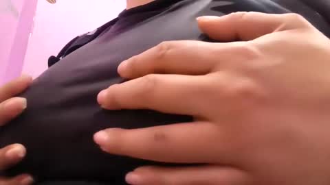 Snapshot of eireneninon chatting on February 2026 09:10:02 AM Eirene online show from February 2026 09:10:02 AM