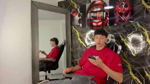 Snapshot of eithan__boy chatting on February 2026 12:11:01 AM Eithan online show from February 2026 12:11:01 AM