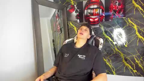 Snapshot of eithan__boy chatting on March 2026 12:20:01 PM Eithan online show from March 2026 12:20:01 PM