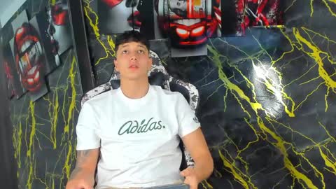 Snapshot of eithan__boy chatting on April 2026 11:55:02 AM Eithan online show from April 2026 11:55:02 AM