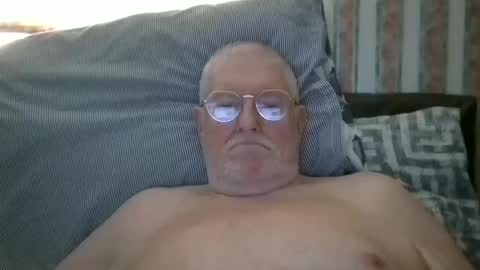 eketman1964 online show from February 2026 12:17:01 AM