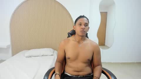 Snapshot of ekko_s chatting on June 2026 11:21:01 AM ekko_s online show from June 2026 11:21:01 AM