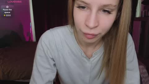 please read my bio there is information about private shows and about my personality online show from April 2026 11:05:01 AM