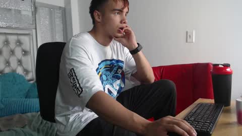 Snapshot of el_principee chatting on March 2025 05:28:01 PM el_principee online show from March 2025 05:28:01 PM