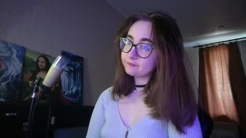 If you like it when I meow give me a thumbs up online show from March 2025 09:32:02 AM