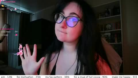 Snapshot of el_sweety chatting on May 2026 02:02:01 PM If you like it when I meow give me a thumbs up online show from May 2026 02:02:01 PM