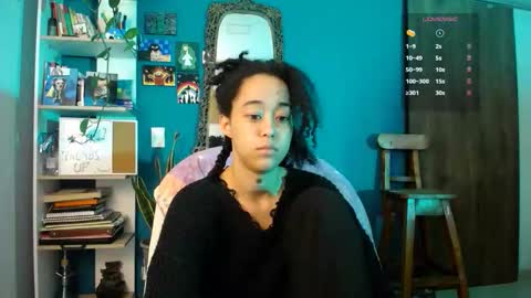 Ela  Help me reach 100 thumbs up online show from November 2025 04:26:02 AM