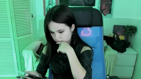 Your sweet girl online show from November 2025 07:58:01 PM