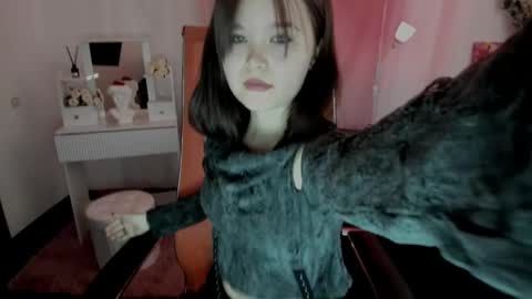 Your sweet girl online show from April 2026 01:12:02 AM