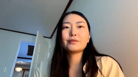 Mila online show from June 2026 06:07:02 AM