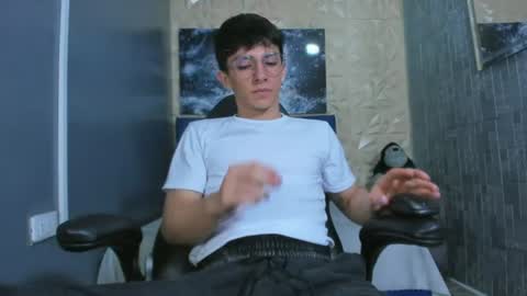 Elan Giralon online show from June 2026 11:18:02 PM