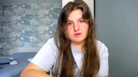 Snapshot of elanis_blair chatting on May 2026 11:07:01 AM Elanis online show from May 2026 11:07:01 AM