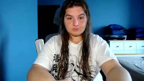 Elanis online show from July 2026 10:39:01 AM