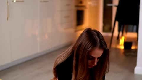 elarashine online show from March 2026 08:24:02 PM