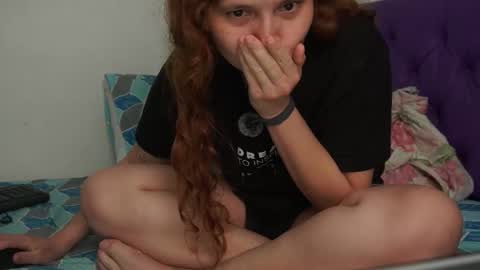 elasallylove online show from February 2026 04:08:01 AM