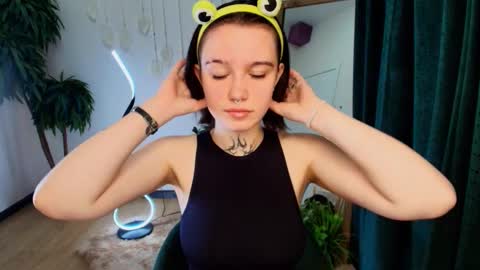 Snapshot of elastikiss chatting on November 2025 02:33:02 AM elastikiss online show from November 2025 02:33:02 AM