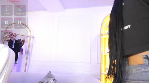 Snapshot of elasummeer chatting on October 2025 12:05:02 PM Elasummeer online show from October 2025 12:05:02 PM