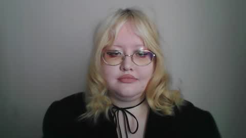 elayne_sweet online show from March 2026 08:18:01 AM