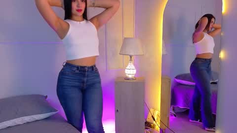 ELECTRA  online show from December 2025 07:42:02 PM