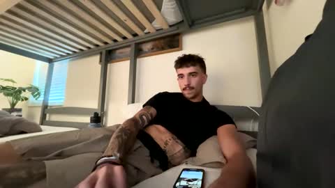 electron448 online show from October 2025 08:53:02 PM