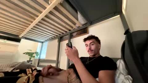 electron448 online show from October 2025 05:57:01 PM