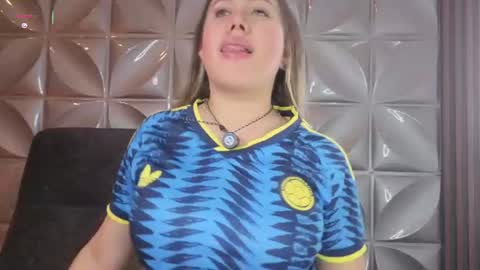 Snapshot of eleecttraa_12 chatting on June 2026 06:20:02 PM Electra online show from June 2026 06:20:02 PM