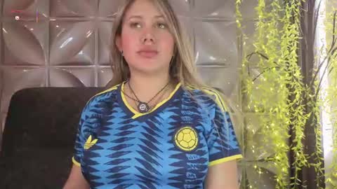 Snapshot of eleecttraa_12 chatting on June 2026 06:19:01 PM Electra online show from June 2026 06:19:01 PM
