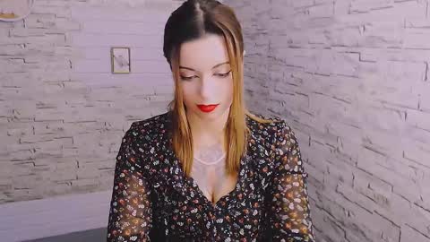 Snapshot of elegant_princess1 chatting on January 2025 02:02:01 AM elegant_princess1 online show from January 2025 02:02:01 AM