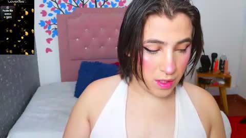 Snapshot of elektra_doll chatting on June 2026 08:03:01 AM elektra_doll online show from June 2026 08:03:01 AM