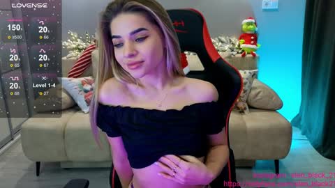 Snapshot of elen_black_23 chatting on December 2024 03:21:02 AM Lena -  online show from December 2024 03:21:02 AM