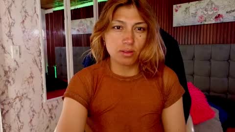 Snapshot of elena_detroya_ chatting on April 2026 12:35:02 PM Elena online show from April 2026 12:35:02 PM